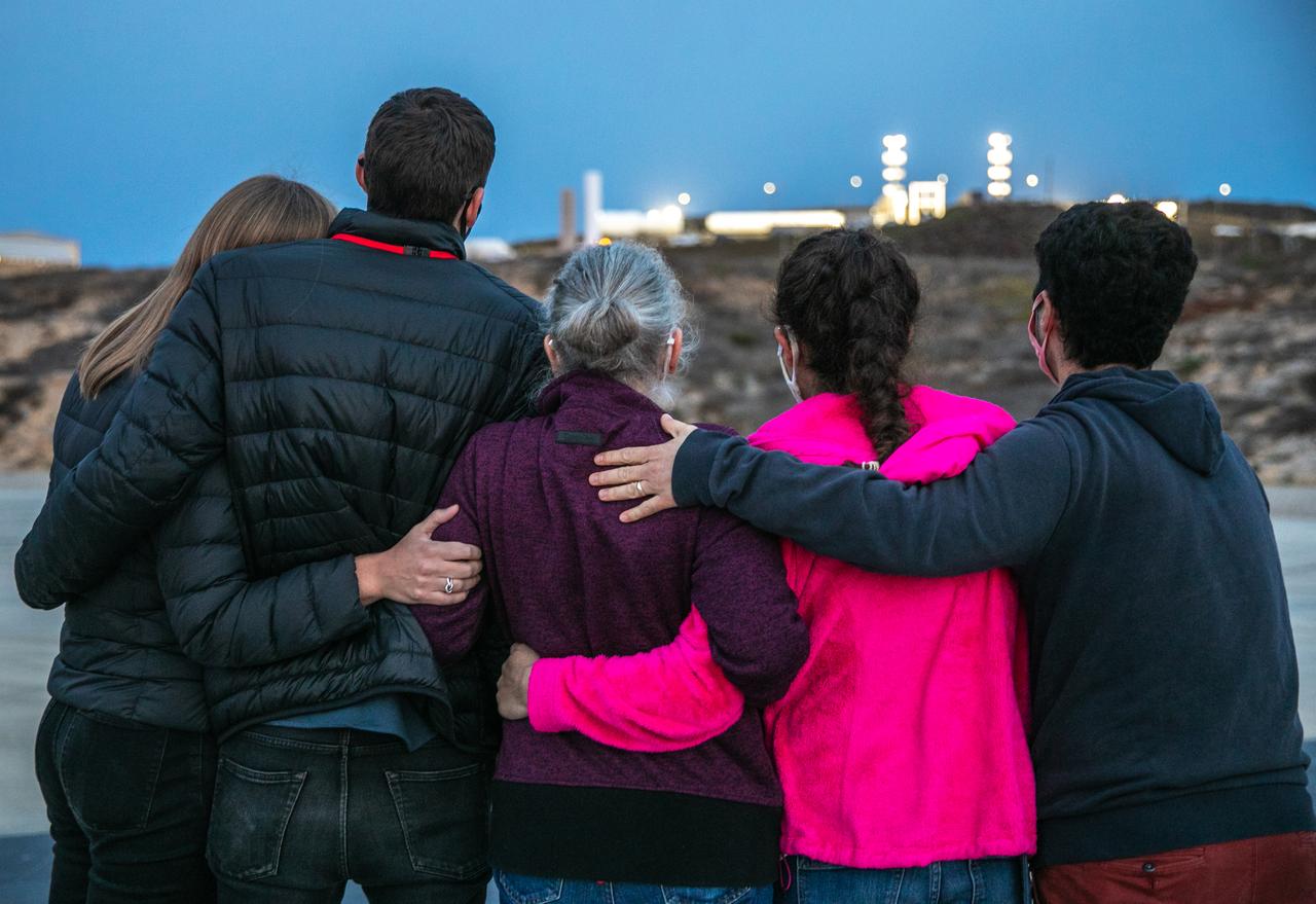Family members of Dr. Michael Freilich, for whom the Sentinel-6 Michael Freilich satellite is named, gather at Vandenberg Air Force Base in California on Nov. 20, 2020, the day before the spacecraft’s planned launch atop a Falcon 9 rocket. Freilich served as director of NASA’s Earth Science Division in the Science Mission Directorate at the agency’s Headquarters from 2006 until his retirement in 2019. A tireless advocate for advancing satellite measurements of the ocean, he was instrumental in advancing ocean altimetry and helped drive the evolution of NASA Earth science from a program that launched an Earth-observing space mission every few years to one that launches several missions each year. Freilich died Aug. 5, 2020, of pancreatic cancer. Sentinel-6 Michael Freilich launched Nov. 21, 2020, at 9:17 a.m. PST (12:17 p.m. EST). NASA’s Launch Services Program at Kennedy Space Center was responsible for launch management.