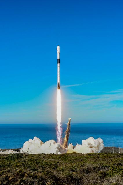 NASA image: Sentinel-6 Liftoff