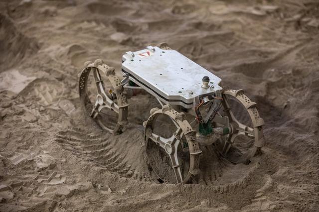 NASA image: Astrobotic CubeRover Testing