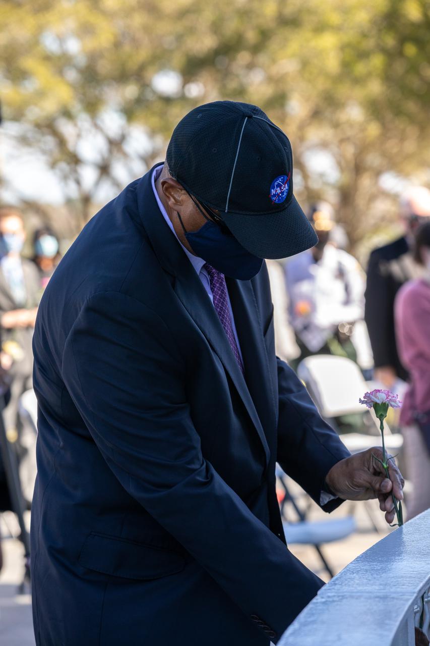 Kennedy Space Center Associate Director, Technical Kelvin Manning participates in NASA’s Day of Remembrance ceremony on Thursday, Jan. 28, 2021, at the Kennedy Space Center Visitor Complex’s Space Mirror Memorial. The crews of Apollo 1 and space shuttles Challenger and Columbia, as well as other fallen astronauts who lost their lives in the name of space exploration and discovery, were honored by Kennedy employees and guests at the annual memorial event.