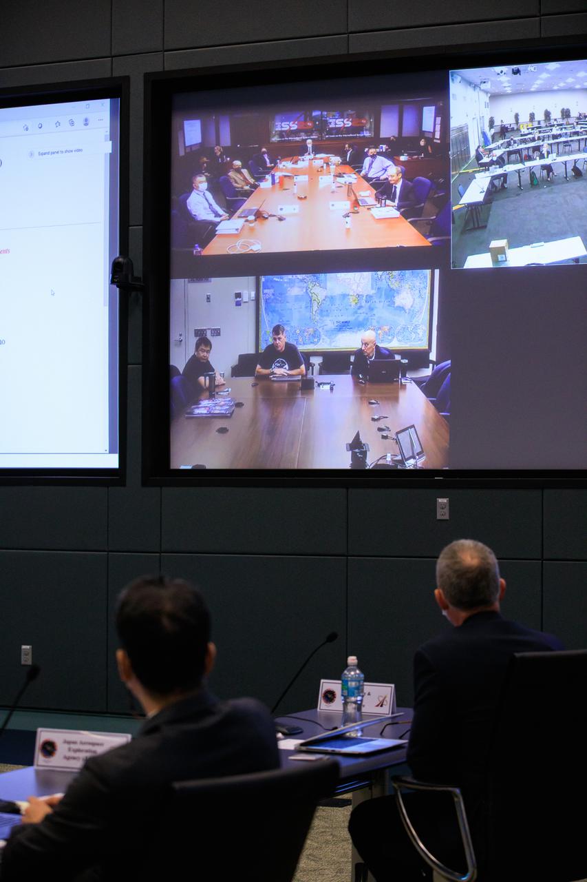NASA’s SpaceX Crew-2 Flight Readiness Review takes place at NASA’s Kennedy Space Center on April 15, 2021. Appearing on the screens are virtual participants from Johnson Space Center in Houston. Crew-2 is targeted to launch from the Florida Spaceport’s Launch Complex 39A on April 22 at 6:11 a.m. EDT. NASA astronauts Shane Kimbrough and  Megan McArthur, JAXA astronaut Akihiko Hoshide, and ESA astronaut Thomas Pesquet will fly to the International Space Station aboard SpaceX’s Crew Dragon Endeavour, powered by the company’s Falcon 9 rocket.