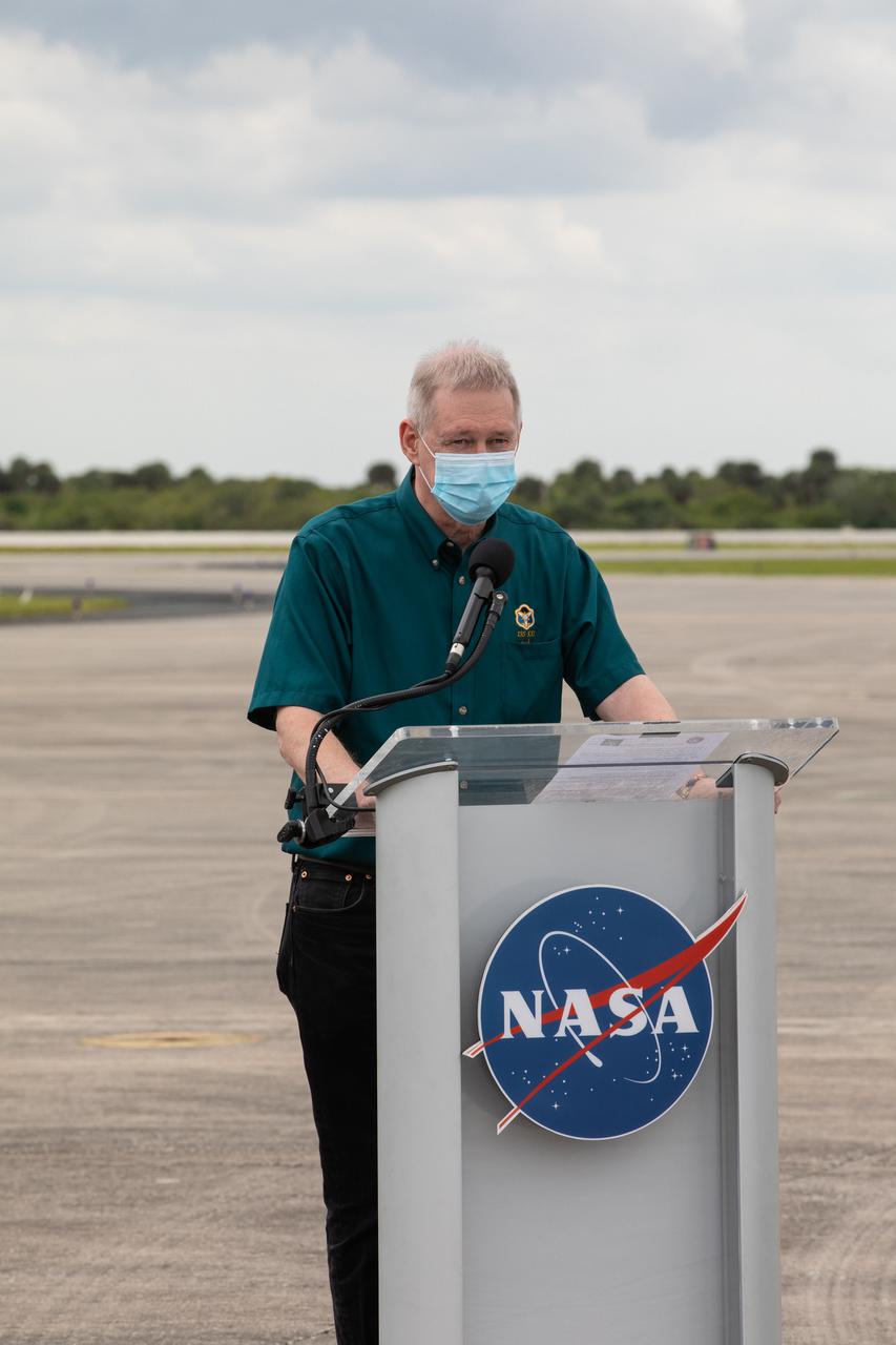 Frank de Winne, manager, International Space Station Program, ESA, speaks during NASA’s SpaceX Crew-2 arrival media event held at Kennedy Space Center in Florida on April 16, 2021. NASA astronauts Shane Kimbrough and  Megan McArthur, JAXA astronaut Akihiko Hoshide, and ESA astronaut Thomas Pesquet, who arrived at Kennedy just minutes before the media event, will fly to the space station on NASA’s SpaceX Crew-2 mission. Liftoff is targeted for Thursday, April 22, at 6:11 a.m. EDT.