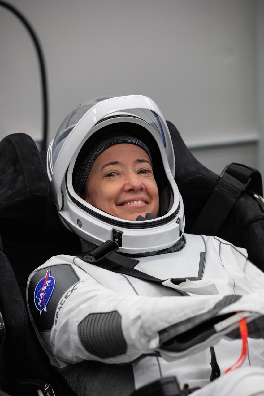 NASA astronaut Megan McArthur smiles inside the crew suit-up room in the Neil Armstrong Operations and Checkout Building at NASA’s Kennedy Space Center in Florida, on April 23, 2021. McArthur, along with NASA astronaut Shane Kimbrough, ESA astronaut Thomas Pesquet, and JAXA astronaut Akihiko Hoshide, will head to the International Space Station on NASA’s SpaceX Crew-2 mission. SpaceX’s Crew Dragon Endeavour will launch on the company’s Falcon 9 rocket from Kennedy’s Launch Complex 39A today at 5:49 a.m. EDT.