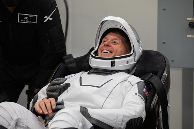 NASA image: SpaceX Crew-2 Astronaut Suit-Up
