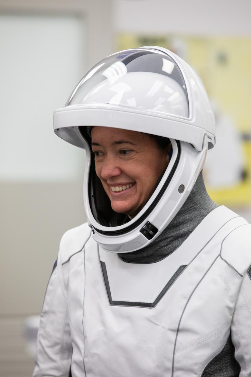 NASA astronaut Megan McArthur smiles inside the crew suit-up room in the Neil Armstrong Operations and Checkout Building at NASA’s Kennedy Space Center in Florida, on April 23, 2021. McArthur, along with NASA astronaut Shane Kimbrough, ESA astronaut Thomas Pesquet, and JAXA astronaut Akihiko Hoshide, will head to the International Space Station on NASA’s SpaceX Crew-2 mission. SpaceX’s Crew Dragon Endeavour will launch on the company’s Falcon 9 rocket from Kennedy’s Launch Complex 39A today at 5:49 a.m. EDT.