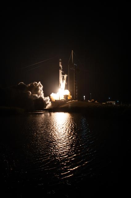 NASA image: SpaceX Crew-2 Liftoff