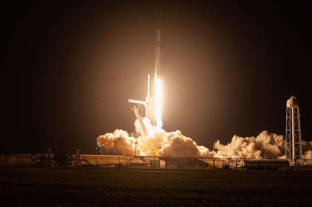 NASA image: SpaceX Crew-2 Liftoff