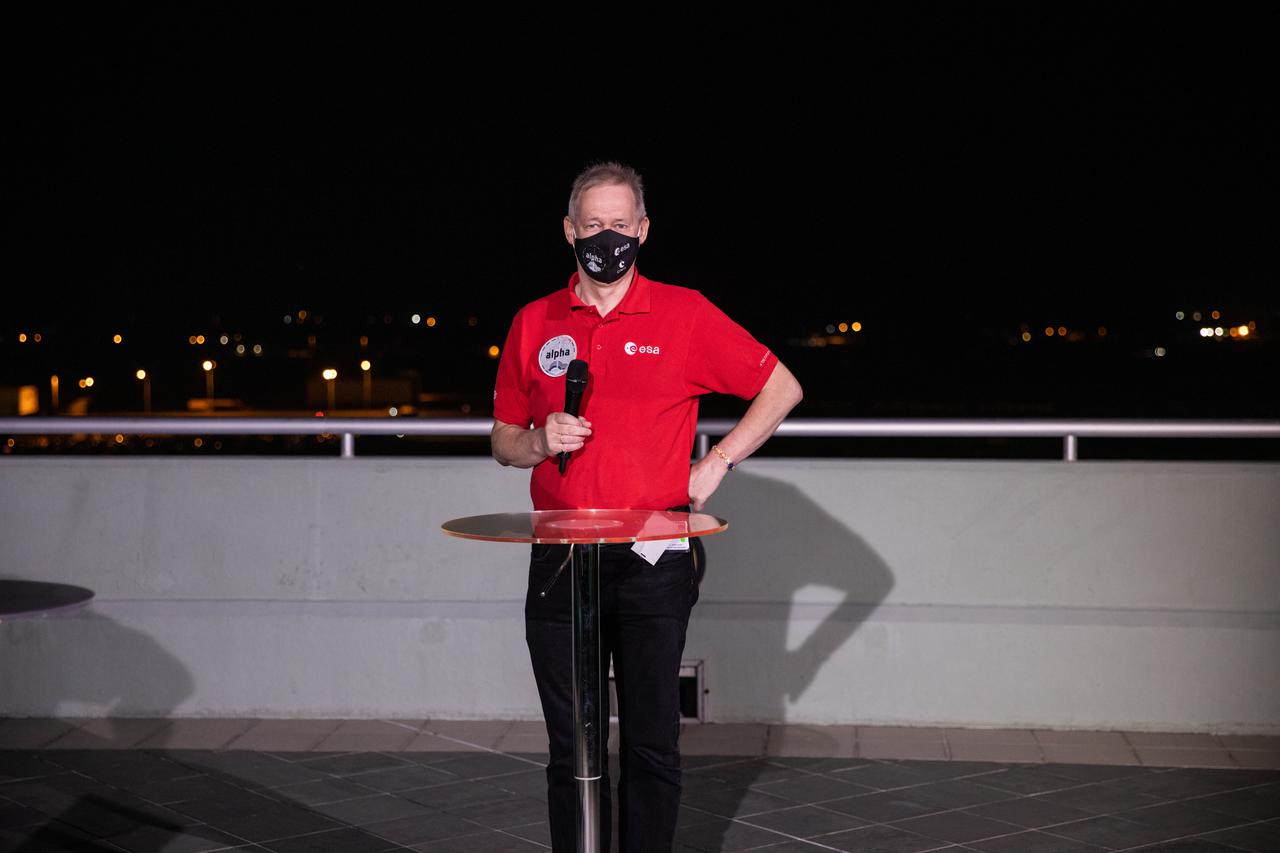Frank de Winne, manager, International Space Station Program, European Space Agency (ESA), participates in an interview on the Operations and Support Building II balcony during the launch broadcast for NASA’s SpaceX Crew-2 mission at the agency’s Kennedy Space Center in Florida on April 23, 2021. The SpaceX Falcon 9 rocket and Crew Dragon spacecraft lifted off from Kennedy’s Launch Complex 39A at 5:49 a.m. EDT. Part of NASA’s Commercial Crew Program, Crew-2 delivered NASA astronauts Shane Kimbrough and Megan McArthur, Japan Aerospace Exploration Agency (JAXA) astronaut Akihiko Hoshide, and ESA astronaut Thomas Pesquet to the International Space Station for a six-month science mission.