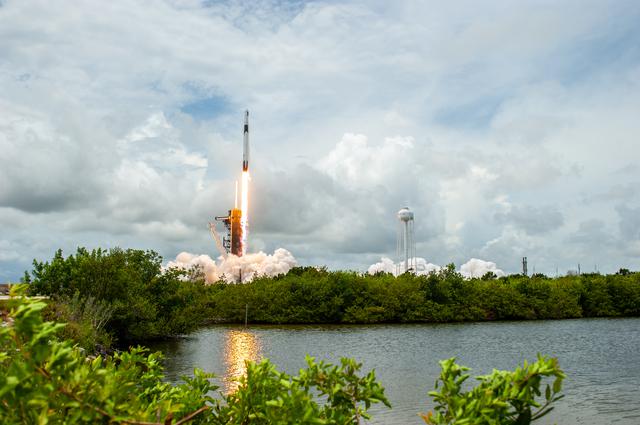 NASA image: SpaceX CRS-22 Liftoff