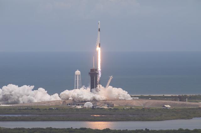 SpaceX CRS-22 Liftoff