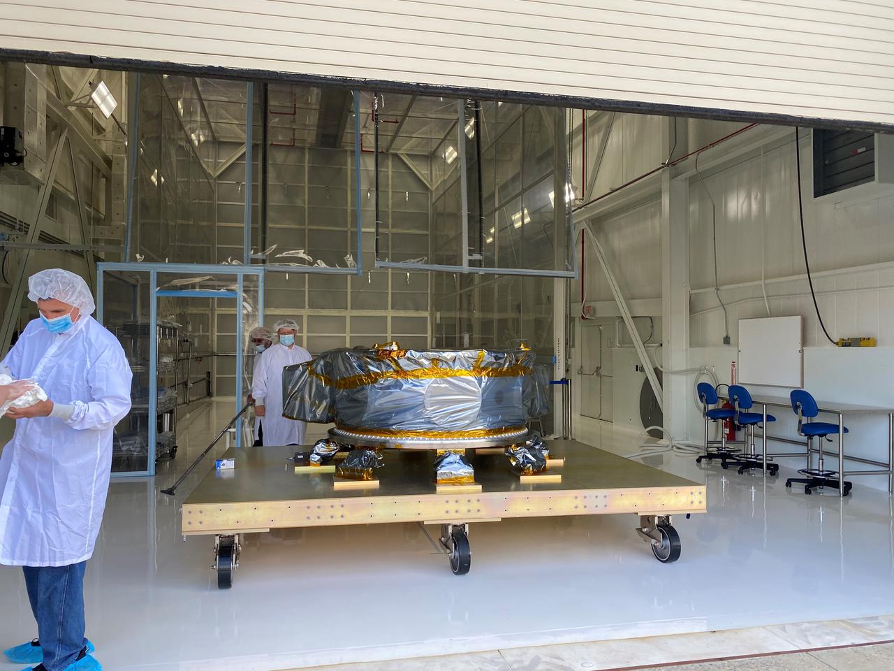 Mechanical and electrical support equipment for NASA’s Landsat 9 observatory arrive inside the Integrated Processing Facility at Vandenberg Space Force Base in California, on June 14, 2021. The equipment includes a secondary payload adapter and flight system for a group of microsat payloads, called CubeSats, that will launch with Landsat 9 as secondary payloads. Landsat 9 will launch on a United Launch Alliance Atlas V rocket from Space Launch Complex 3 at Vandenberg in September 2021. The launch is being managed by NASA’s Launch Services Program based at Kennedy Space Center, America’s multiuser spaceport. The Landsat 9 satellite will continue the nearly 50-year legacy of previous Landsat missions. It will monitor key natural and economic resources from orbit. Landsat 9 is managed by the agency’s Goddard Space Flight Center in Greenbelt, Maryland. The satellite will carry two instruments: the Operational Land Imager 2, which collects images of Earth’s landscapes in visible, near infrared and shortwave infrared light, and the Thermal Infrared Sensor 2, which measures the temperature of land surfaces. Like its predecessors, Landsat 9 is a joint mission between NASA and the U.S. Geological Survey. 