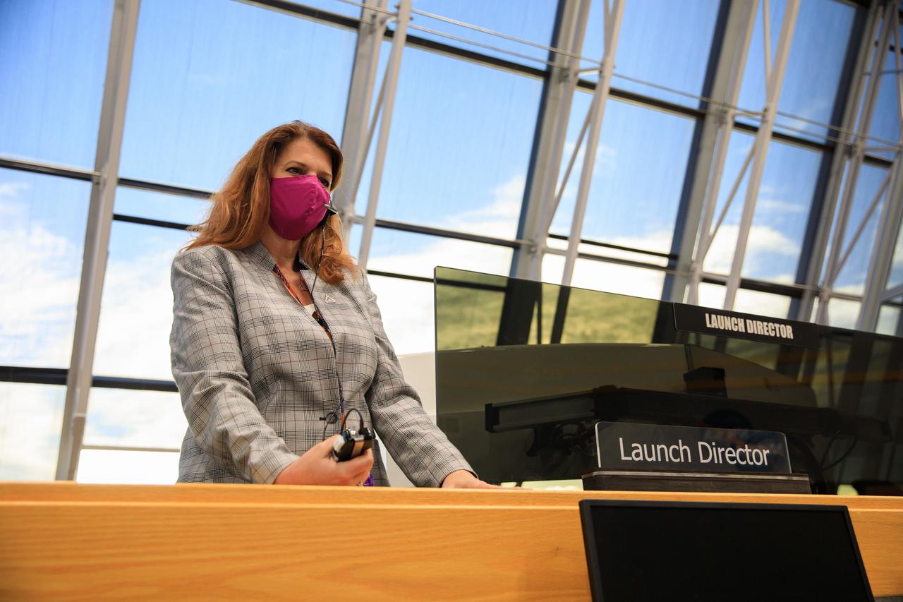 Artemis I Launch Director Charlie Blackwell-Thompson participates in the first joint integrated launch countdown simulation for Artemis I inside Firing Room 1 of the Launch Control Center at NASA’s Kennedy Space Center in Florida on July 8, 2021. The training exercise involved engineers from Kennedy, Marshall Space Flight Center in Alabama, and Johnson Space Center in Houston coming together to rehearse all aspects of the launch countdown, from cryogenic loading – filling tanks in the Space Launch System (SLS) rocket’s core stage with liquid hydrogen and liquid oxygen – to liftoff. These simulations will help certify that the launch team is ready for Artemis I – the first test flight of SLS and Orion as an integrated system prior to crewed flights to the Moon.
