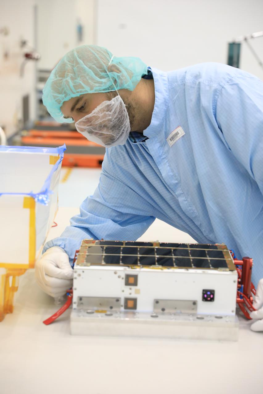 Teams worked on the final processing of their payloads that will fly aboard Artemis I. Housed within the Orion stage adapter, the satellites – called CubeSats – are roughly the size of a large shoe box and weigh no more than 30 pounds. Despite their small size, they enable science and technology experiments that may enhance our understanding of the deep space environment, expand our knowledge of the Moon, and demonstrate new technologies that could be used on future missions.