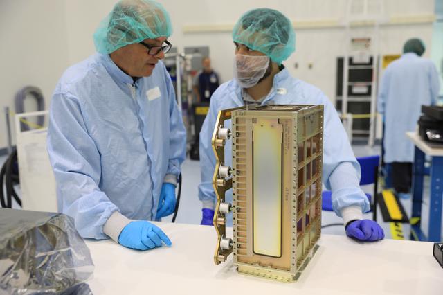 NASA image: Artemis I OSA Secondary Payloads - CuSP and LunaHMap