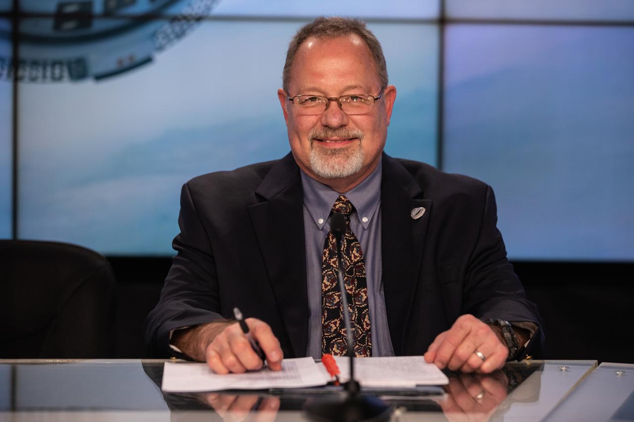 John Vollmer, vice president and program manager, Boeing Commercial Crew Program, participates in a prelaunch briefing for Boeing’s Orbital Flight Test-2 (OFT-2) at the agency’s Kennedy Space Center in Florida, July 27, 2021. Boeing’s CST-100 Starliner spacecraft will launch atop a United Launch Alliance Atlas V rocket from Space Launch Complex-41 at Cape Canaveral Space Force Station. The uncrewed OFT-2 will be the Starliner’s second flight for NASA’s Commercial Crew Program.
