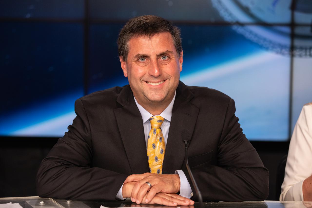 Joel Montalbano, manager, NASA’s International Space Station Program, participates in a prelaunch briefing for Boeing’s Orbital Flight Test-2 (OFT-2) at the agency’s Kennedy Space Center in Florida, July 27, 2021. Boeing’s CST-100 Starliner spacecraft will launch atop a United Launch Alliance Atlas V rocket from Space Launch Complex-41 at Cape Canaveral Space Force Station. The uncrewed OFT-2 will be the Starliner’s second flight for NASA’s Commercial Crew Program. 