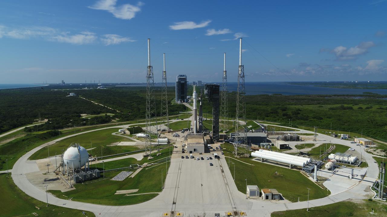 On July 29, 2021, Boeing’s CST-100 Starliner spacecraft and the United Launch Alliance Atlas V rocket rolled out of the Vertical Integration Facility to the launch pad at Space Launch Complex-41 on Cape Canaveral Space Force Station in Florida. Starliner will launch on the Atlas V for Boeing’s second uncrewed Orbital Flight Test (OFT-2) for NASA’s Commercial Crew Program. OFT-2 is an important uncrewed mission designed to test the end-to-end capabilities of the new system for NASA’s Commercial Crew Program.