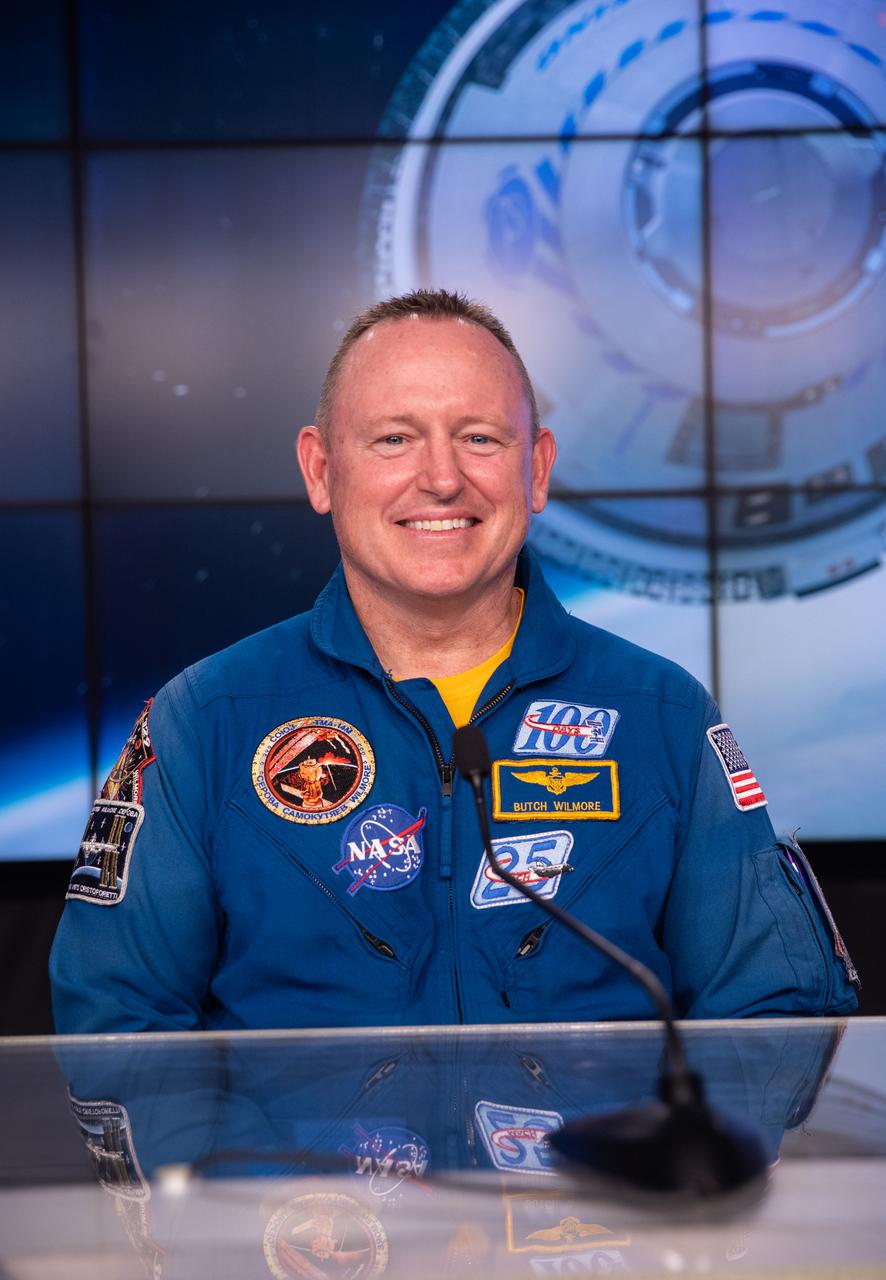 Barry “Butch” Wilmore, NASA astronaut, Crew Flight Test, participates in a crew and science media briefing ahead of Boeing’s Orbital Flight Test-2 (OFT-2) during a crew and science briefing at the agency’s Kennedy Space Center in Florida, July 29, 2021. Boeing’s CST-100 Starliner spacecraft will launch atop a United Launch Alliance Atlas V rocket from Space Launch Complex-41 at Cape Canaveral Space Force Station. The uncrewed OFT-2 will be the Starliner’s second flight for NASA’s Commercial Crew Program.