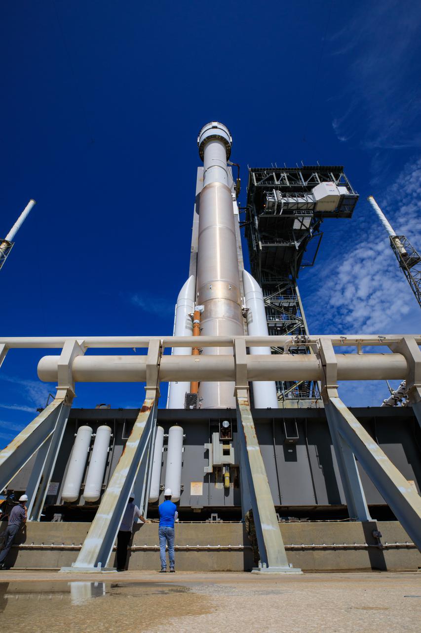 On July 29, 2021, Boeing’s CST-100 Starliner spacecraft and the United Launch Alliance Atlas V rocket rolled out of the Vertical Integration Facility to the launch pad at Space Launch Complex-41 on Cape Canaveral Space Force Station in Florida. Starliner will launch on the Atlas V for Boeing’s second uncrewed Orbital Flight Test (OFT-2) for NASA’s Commercial Crew Program. OFT-2 is an important uncrewed mission designed to test the end-to-end capabilities of the new system for NASA’s Commercial Crew Program.
