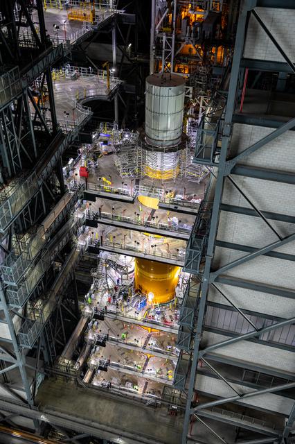 NASA image: VAB Imagery of Test Articles - Orion Mass Simulator