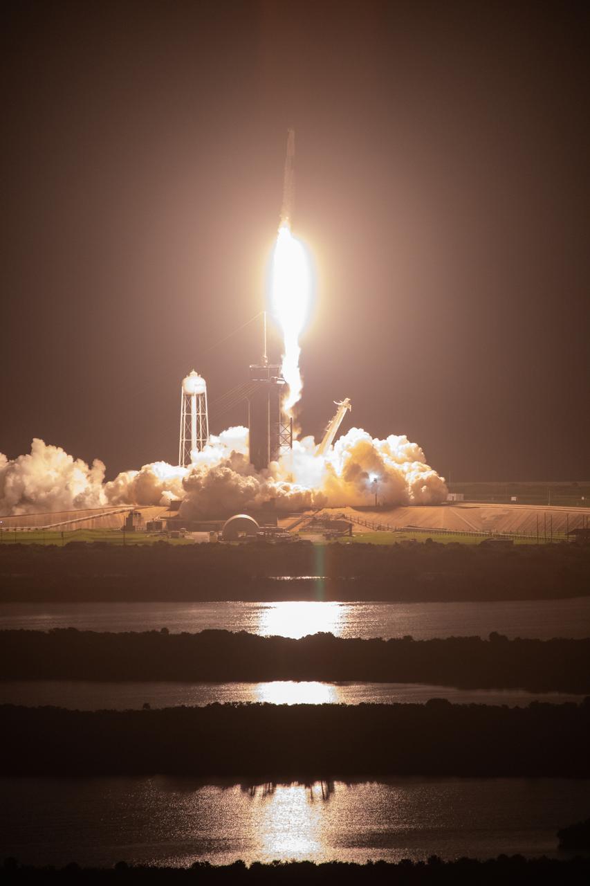 A SpaceX Falcon 9 rocket lifts off from Launch Complex 39A at NASA’s Kennedy Space Center in Florida at 3:14 a.m. on Aug. 29, 2021, carrying the Dragon spacecraft on its journey to the International Space Station for NASA and SpaceX’s 23rd commercial resupply services mission. Dragon will deliver new science investigations, supplies, and equipment to the crew aboard the orbiting laboratory.