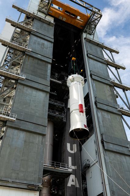 NASA image: Lucy Centaur Stage Lift and Mate