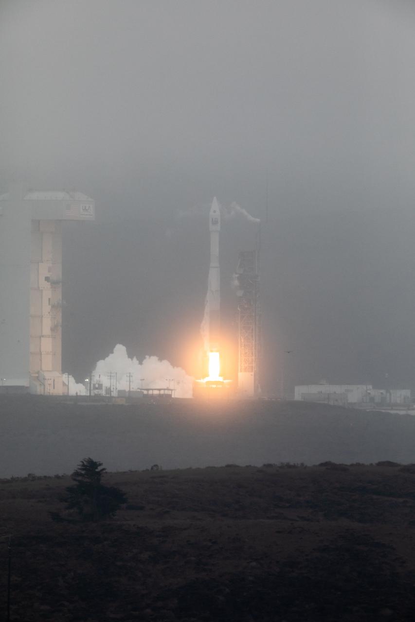 NASA’s Landsat 9 satellite launches on a United Launch Alliance Atlas V 401 rocket from Space Launch Complex 3 at Vandenberg Space Force Station in California on Sept. 27, 2021. Launch time was 2:12 p.m. EDT (11:12 a.m. PDT). The launch is managed by NASA’s Launch Services Program, based at the agency’s Kennedy Space Center in Florida. Landsat 9 will join its sister satellite, Landsat 8, in orbit in collecting images from across the planet every eight days. This calibrated data will continue the Landsat program’s critical role in monitoring the health of Earth and helping people manage essential resources, including crops, irrigation water, and forests. NASA Goddard manages the Landsat 9 mission. Goddard teams also built and tested one of the two instruments on Landsat 9, the Thermal Infrared Sensor 2 (TIRS-2) instrument. TIRS-2 will use thermal imaging to make measurements that can be used to estimate soil moisture and detect the health of plants.