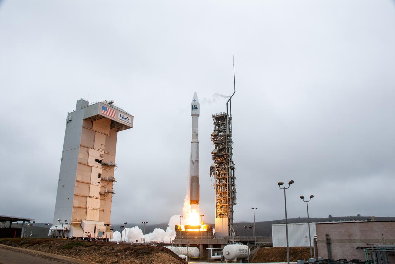 NASA’s Landsat 9 satellite launches on a United Launch Alliance Atlas V 401 rocket from Space Launch Complex 3 at Vandenberg Space Force Station in California on Sept. 27, 2021. Launch time was 2:11 p.m. EDT (11:11 a.m. PDT). The launch is managed by NASA’s Launch Services Program, based at the agency’s Kennedy Space Center in Florida. Landsat 9 will join its sister satellite, Landsat 8, in orbit in collecting images from across the planet every eight days. This calibrated data will continue the Landsat program’s critical role in monitoring the health of Earth and helping people manage essential resources, including crops, irrigation water, and forests. NASA Goddard manages the Landsat 9 mission. Goddard teams also built and tested one of the two instruments on Landsat 9, the Thermal Infrared Sensor 2 (TIRS-2) instrument. TIRS-2 will use thermal imaging to make measurements that can be used to estimate soil moisture and detect the health of plants.