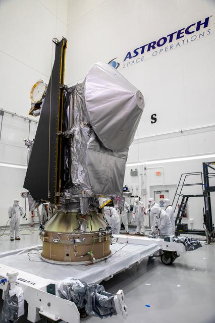 NASA image: Lucy Spacecraft Move from WPC to Airlock