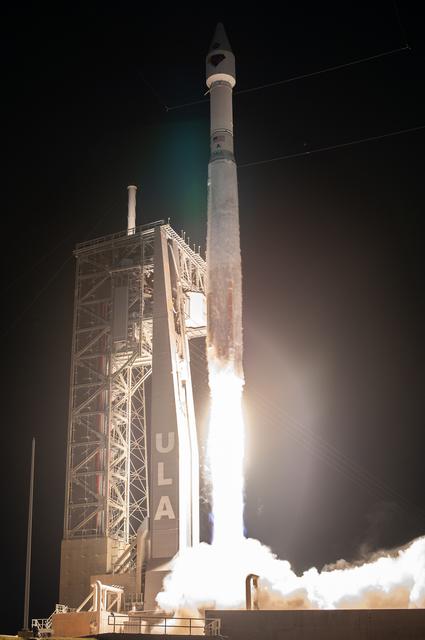NASA image: Lucy Liftoff