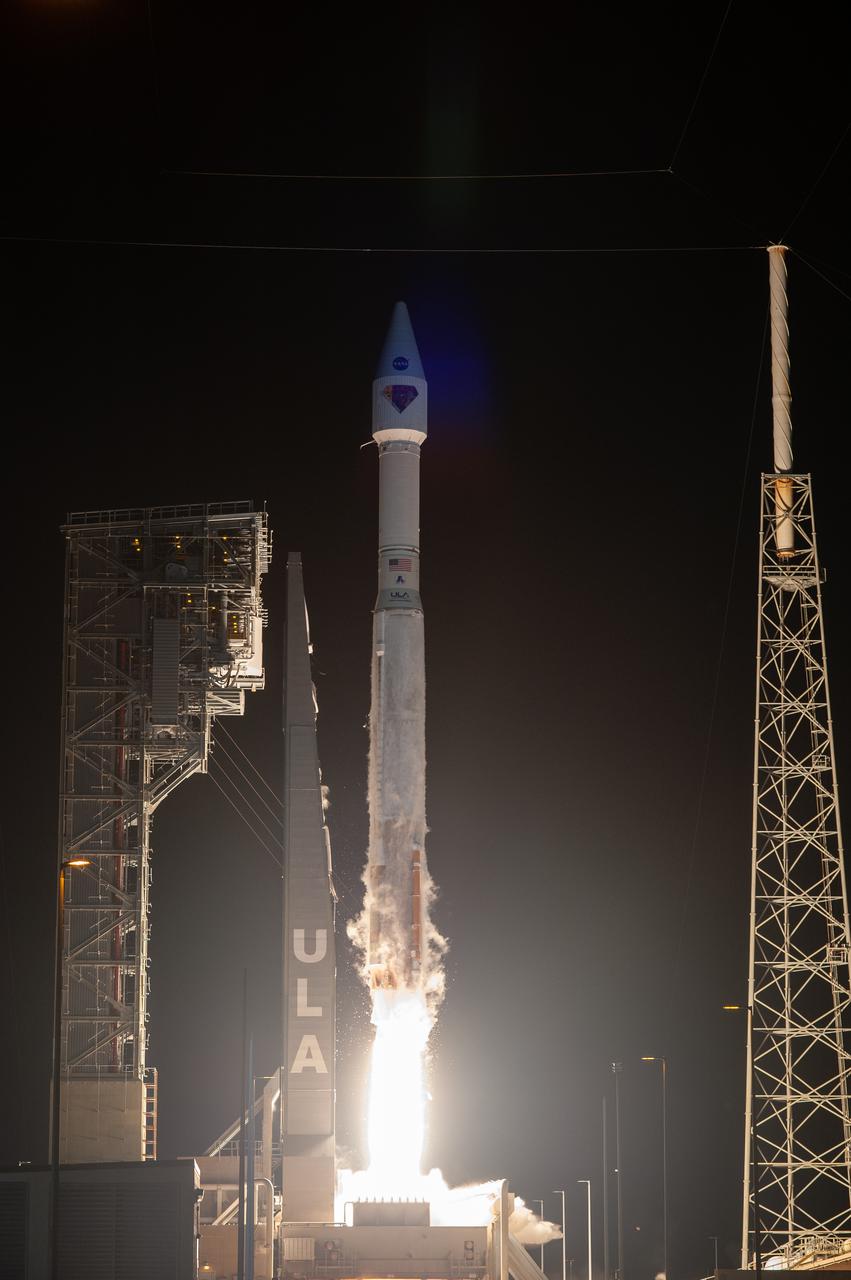 A United Launch Alliance V 401 rocket, with NASA’s Lucy spacecraft atop, powers off the pad at Cape Canaveral Space Force Station’s Space Launch Complex 41 in Florida at 5:34 a.m. EDT on Saturday, Oct. 16, 2021. The launch was managed by NASA’s Launch Services Program, based at Kennedy Space Center. Lucy will embark on a 12-year primary mission to explore a record-breaking number of asteroids, including the Jupiter Trojan asteroids. Named after a fossilized human ancestor whose skeleton provided discoverers insight into humanity’s evolution, the Lucy mission will do much of the same, providing scientists and researchers a look into the origins of our solar system. 