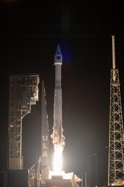 NASA image: Lucy Liftoff