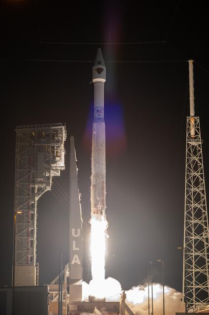 NASA image: Lucy Liftoff