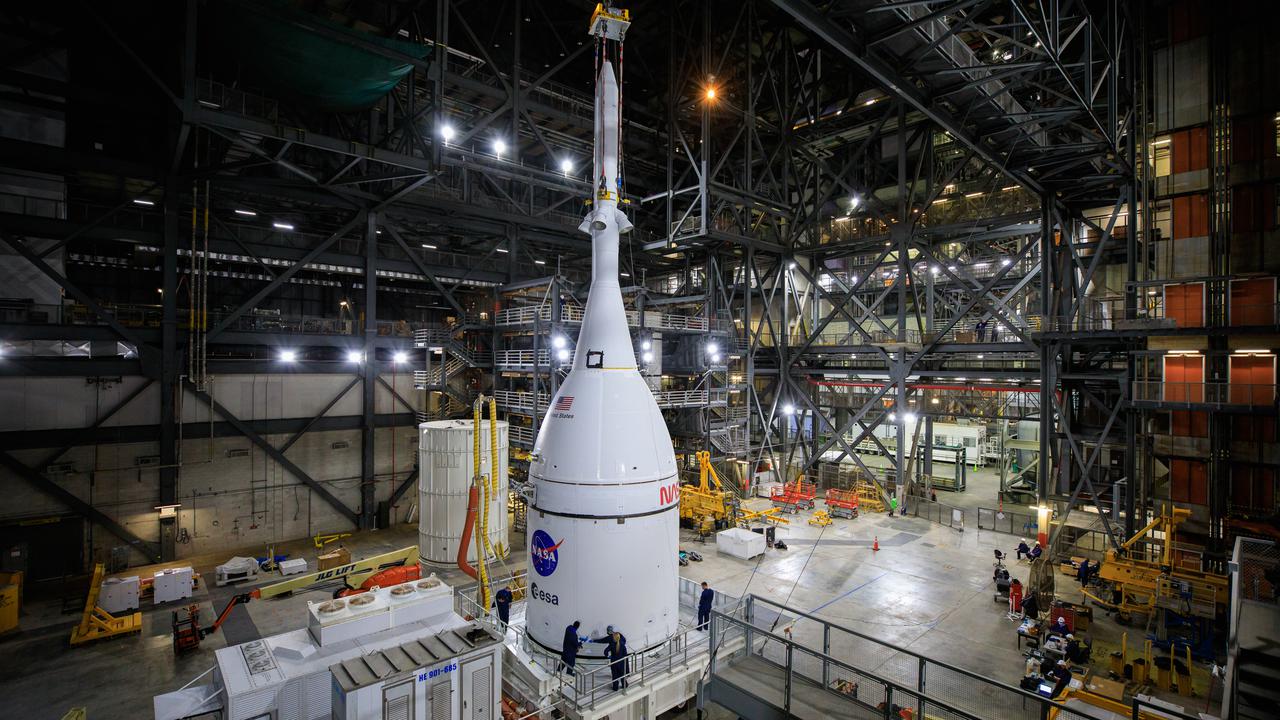 Artemis I Orion Lift & Mate