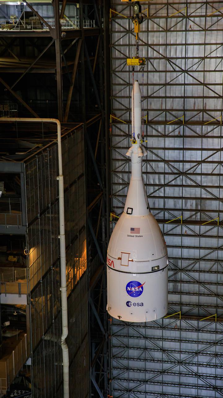 Artemis I Orion Lift & Mate
