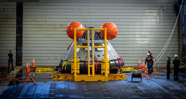 Day 2 of Underway Recovery Test 9 (URT-9) begins with preparing the tending lines to release the mock Orion capsule out of the back of the USS John P. Murtha. During the weeklong test, NASA’s Landing and Recovery team is performing their final mission certification ahead of Artemis I. 