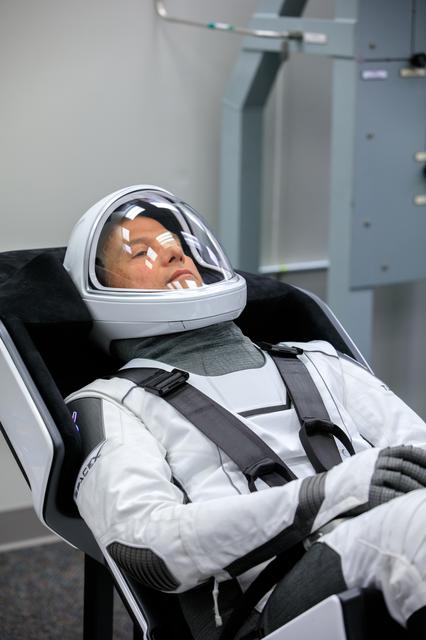 NASA image: SpaceX Crew-3 Suit-Up and Walkout