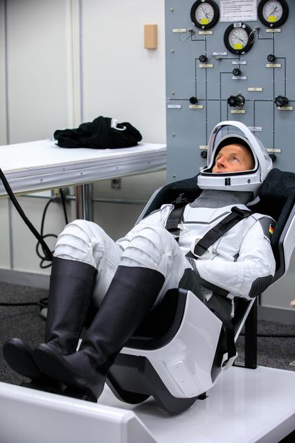 NASA image: SpaceX Crew-3 Suit-Up and Walkout