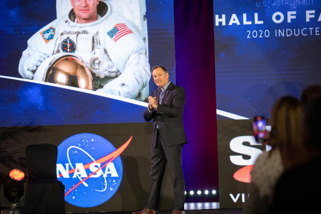 Michael Lopez-Alegria is one of three former astronauts inducted into the U.S. Astronaut Hall of Fame (AHOF) on Nov. 13, 2021, during a ceremony at the Kennedy Space Center Visitor Complex in Florida. Lopez-Alegria received an official medal and became a member of the 19th class of space shuttle astronauts to be inducted. Brian Duffy, former NASA astronaut and Hall of Famer, inducted Lopez-Alegria. The 2021 inductees were selected by a committee of Hall of Fame astronauts, former NASA officials, flight directors, historians, and journalists. This year’s induction brings the total number of AHOF members to 102.