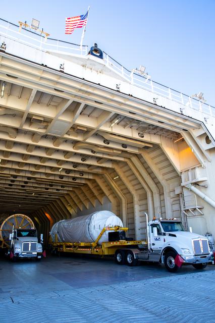 NASA image: GOES-T Centaur and Booster Arrival and Offload