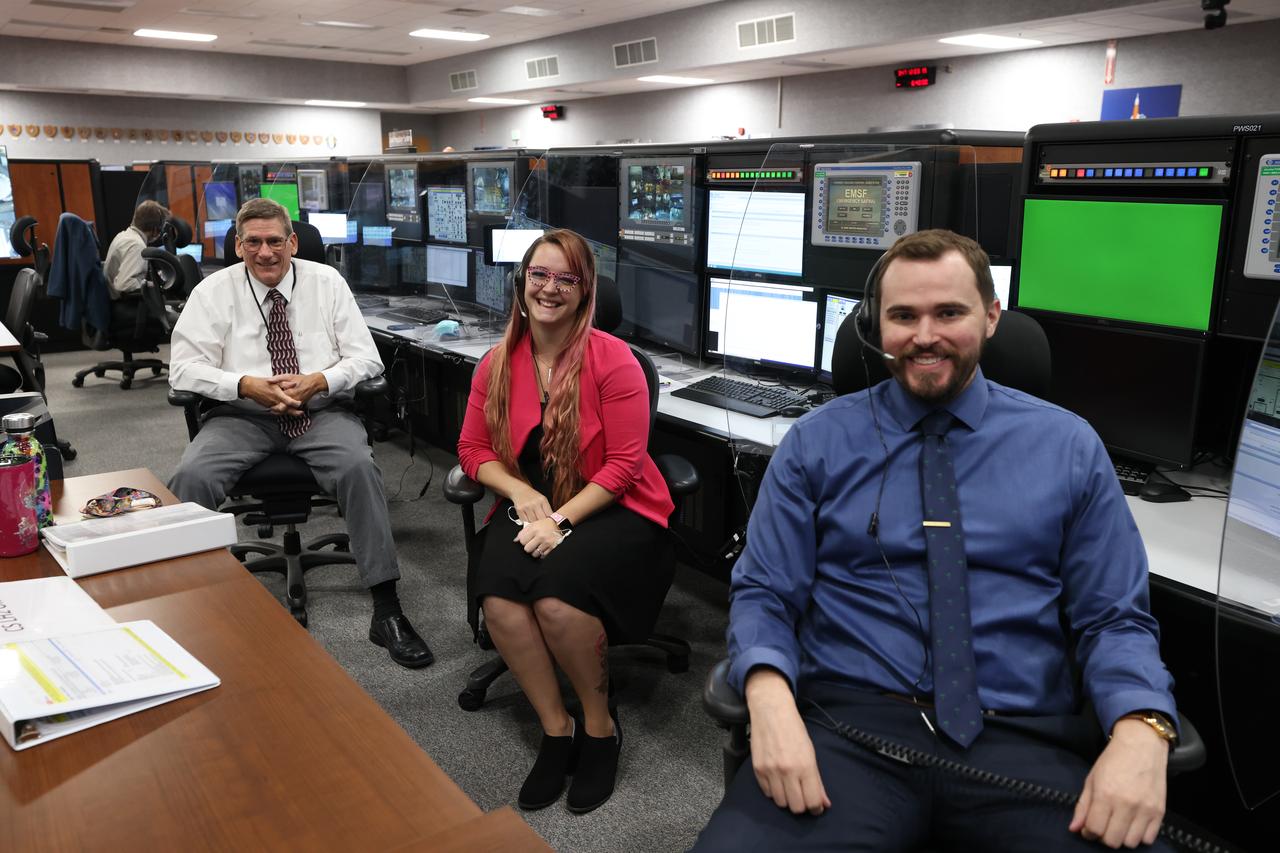 Launch team members are seated at the Liquid Hydrogen consoles inside Firing Room 1 of the Launch Control Center at NASA’s Kennedy Space Center in Florida on Dec. 13, 2021. They are participating in a joint integrated simulation for the Artemis I launch that covered both cryogenic loading and terminal countdown portions of prelaunch activities. Members of NASA’s mission management team and launch team conducted the simulation together. The Kennedy team was certified for the Artemis I launch. During Artemis I, the agency’s Orion spacecraft will lift off from Kennedy aboard NASA’s most powerful rocket – the Space Launch System – to fly farther than any spacecraft built for humans has ever flown. Through NASA’s Artemis missions, the agency, along with commercial and international partners, will establish a sustainable human presence on the Moon to prepare for missions to Mars.