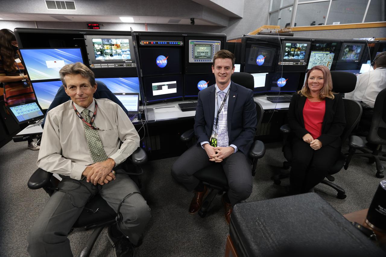 Launch team members are seated at the Main Propulsion consoles inside Firing Room 1 of the Launch Control Center at NASA’s Kennedy Space Center in Florida on Dec. 13, 2021. They are participating in a joint integrated simulation for the Artemis I launch that covered both cryogenic loading and terminal countdown portions of prelaunch activities. Members of NASA’s mission management team and launch team conducted the simulation together. The Kennedy team was certified for the Artemis I launch. During Artemis I, the agency’s Orion spacecraft will lift off from Kennedy aboard NASA’s most powerful rocket – the Space Launch System – to fly farther than any spacecraft built for humans has ever flown. Through NASA’s Artemis missions, the agency, along with commercial and international partners, will establish a sustainable human presence on the Moon to prepare for missions to Mars.