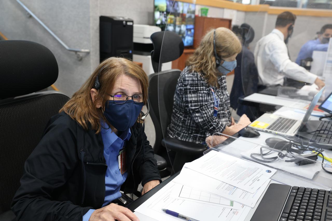 Launch team members are seated at the Space Launch System test conductor consoles inside Firing Room 1 of the Launch Control Center at NASA’s Kennedy Space Center in Florida on Dec. 13, 2021. From left are Teresa Annulis, Roberta Wyrick, Carlos Monge, and Dan Florez. They are participating in a joint integrated simulation for the Artemis I launch that covered both cryogenic loading and terminal countdown portions of prelaunch activities. Members of NASA’s mission management team and launch team conducted the simulation together. The Kennedy team was certified for the Artemis I launch. During Artemis I, the agency’s Orion spacecraft will lift off from Kennedy aboard NASA’s most powerful rocket – the Space Launch System – to fly farther than any spacecraft built for humans has ever flown. Through NASA’s Artemis missions, the agency, along with commercial and international partners, will establish a sustainable human presence on the Moon to prepare for missions to Mars.