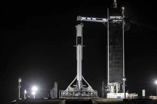 SpaceX CRS-24 Vertical Photos
