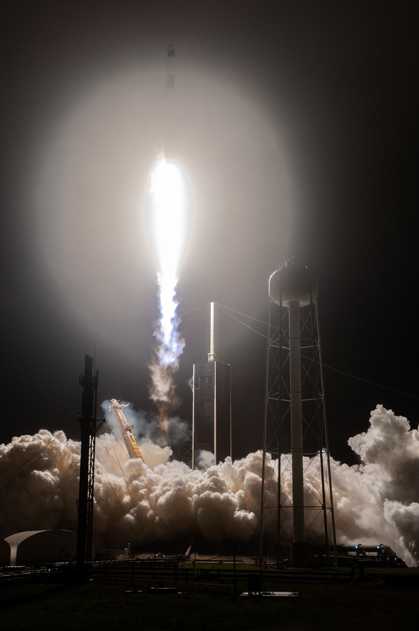 A SpaceX Falcon 9 rocket soars into the sky after lifting off from Launch Complex 39A at Kennedy Space Center in Florida at 5:07 a.m. EST on Tuesday, Dec. 21, 2021, carrying the Dragon spacecraft on its journey to the International Space Station for SpaceX’s 24th commercial resupply services mission. Dragon will deliver new science investigations, supplies, and equipment to the crew on board the space station. Arrival to the orbiting laboratory is planned for Wednesday, Dec. 22.