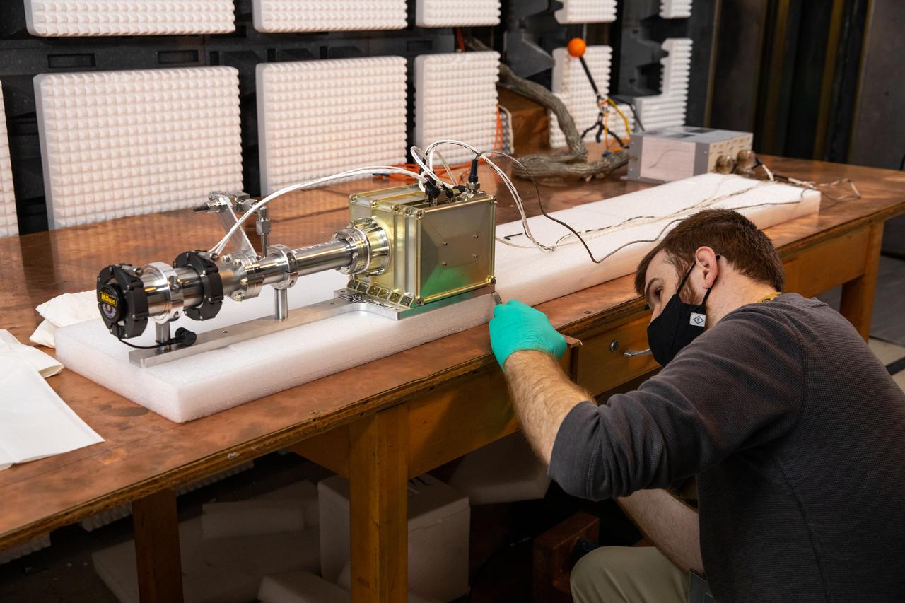 Electronics Engineer and Mass Spectrometer Observing Lunar Operations (MSolo) team member Nate Cain conducts electromagnetic interference (EMI) testing inside the EMI Laboratory at NASA’s Kennedy Space Center in Florida on Feb. 14, 2022. The tests will verify that MSolo can control the emissions it will produce during its missions and meets EMI susceptibility requirements as part of its preparation to operate in the lunar environment. The third MSolo to go through EMI testing, this is an engineering development unit representative of the flight unit manifested to fly to the Moon’s South Pole as a payload on the agency’s Volatiles Investigating Polar Exploration Rover (VIPER) in 2023. Researchers and engineers are preparing MSolo instruments to launch on four robotic missions as part of NASA’s Commercial Lunar Payload Services (CLPS) – the first of which is slated for later this year. MSolo will help analyze the chemical makeup of landing sites on the Moon, with the later missions also studying water on the lunar surface.