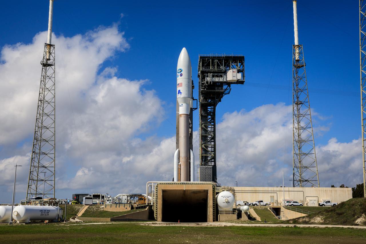 A United Launch Alliance Atlas V 541 rocket carrying the National Oceanic and Atmospheric Administration’s (NOAA) Geostationary Operational Environmental Satellite-T (GOES-T), is secured on the pad at Space Launch Complex 41 at Cape Canaveral Space Force Station in Florida on Feb. 28, 2022. GOES-T will lift off atop the Atlas V from SLC-41 on March 1, 2022, at 4:38 p.m. GOES-T is the third satellite in the GOES-R series that will continue to help meteorologists observe and predict local weather events that affect public safety. GOES-T will be renamed GOES-18 once it reaches geostationary orbit. GOES-18 will go into operational service as GOES West to provide critical data for the U.S. West Coast, Alaska, Hawaii, Mexico, Central America, and the Pacific Ocean. The launch is managed by NASA’s Launch Services Program based at Kennedy Space Center in Florida, America’s multi-user spaceport.