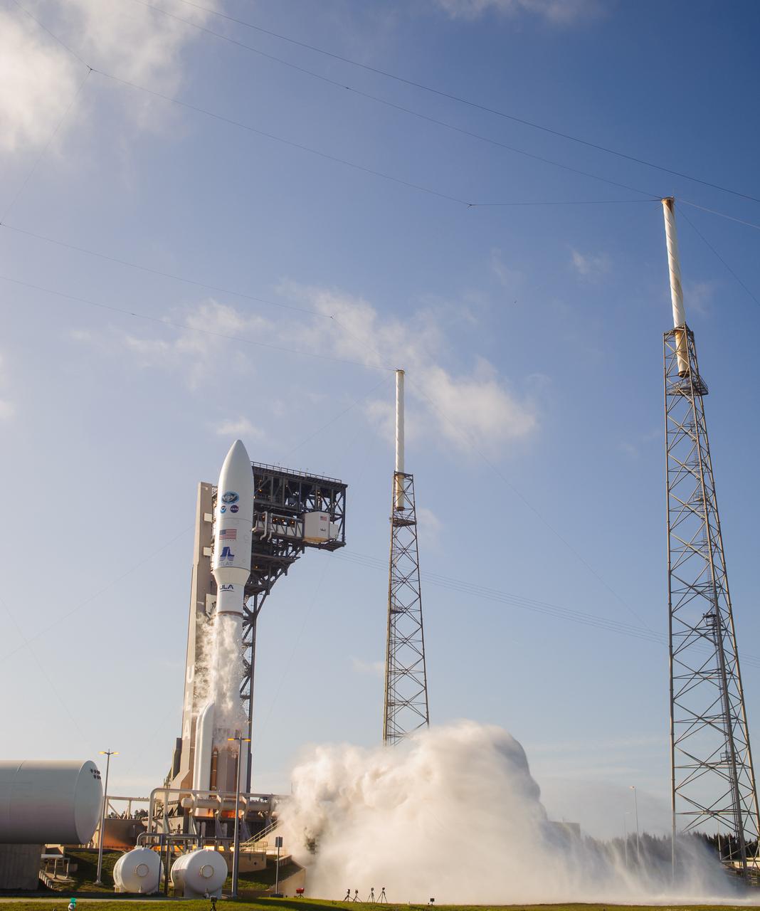 A United Launch Alliance Atlas V 541 rocket, carrying the National Oceanic and Atmospheric Administration’s (NOAA) Geostationary Operational Environmental Satellite-T (GOES-T), lifts off from Space Launch Complex 41 at Cape Canaveral Space Force Station in Florida on March 1, 2022. Liftoff was at 4:38 p.m. EST. GOES-T is the third satellite in the GOES-R series that will continue to help meteorologists observe and predict local weather events that affect public safety. GOES-T will be renamed GOES-18 once it reaches geostationary orbit. GOES-18 will go into operational service as GOES West to provide critical data for the U.S. West Coast, Alaska, Hawaii, Mexico, Central America, and the Pacific Ocean. The launch was managed by NASA’s Launch Services Program based at Kennedy Space Center in Florida, America’s multi-user spaceport. 