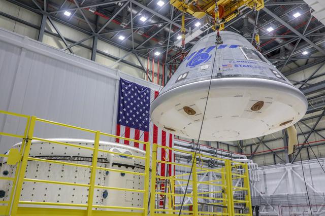 NASA image: New Service Module Mate to Boeing CST-100 Starliner Crew Module