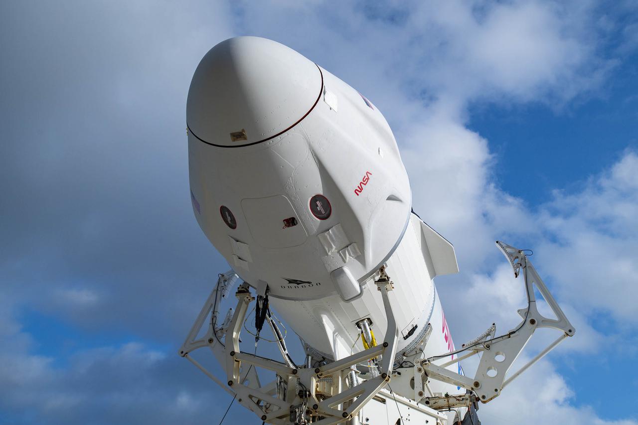 SpaceX’s Crew Dragon – named Freedom by the Crew-4 astronauts – atop the company’s Falcon 9 rocket, rolls out to Launch Complex 39A at NASA’s Kennedy Space Center on April 19, 2022. NASA astronauts Kjell Lindgren, Bob Hines, and Jessica Watkins, and ESA (European Space Agency) astronaut Samantha Cristoforetti, who arrived at Kennedy one day ago, will fly to the International Space Station on NASA’s SpaceX Crew-4 mission. Liftoff is targeted for Saturday, April 23, at 5:26 a.m. EDT.